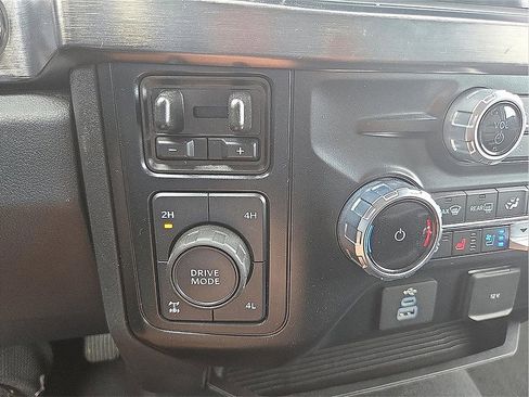 Used 2024 Ford F250 Lariat w/ Sport Appearance Package image 15