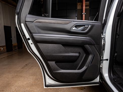 Used 2021 Chevrolet Tahoe LS image 36