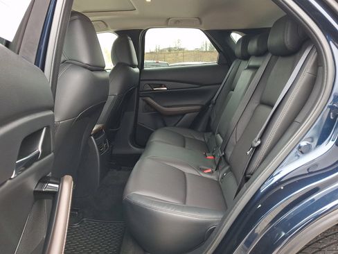 Used 2023 MAZDA CX-30 2.5 Turbo w/ Premium Plus Pkg image 9