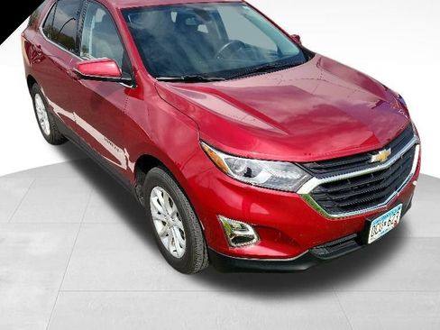 Used 2018 Chevrolet Equinox LT image 1