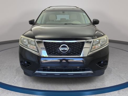 Used 2014 Nissan Pathfinder SV FWD image 2