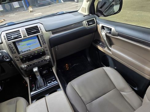 Used 2020 Lexus GX 460 Premium image 42