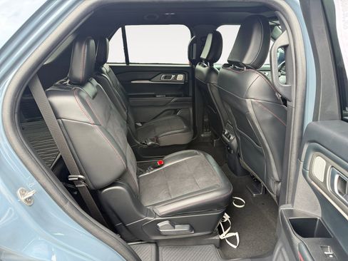 Certified 2025 Ford Explorer ST w/ Sun And Sound Package AWD/4WD image 18
