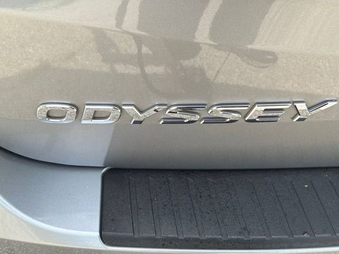 Used 2023 Honda Odyssey EX-L image 23