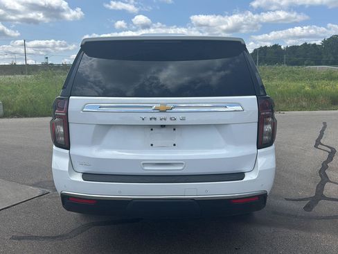 Used 2022 Chevrolet Tahoe LS w/ Driver Alert Package AWD/4WD image 4