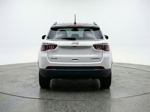 Used 2025 Jeep Compass Limited AWD/4WD image 7