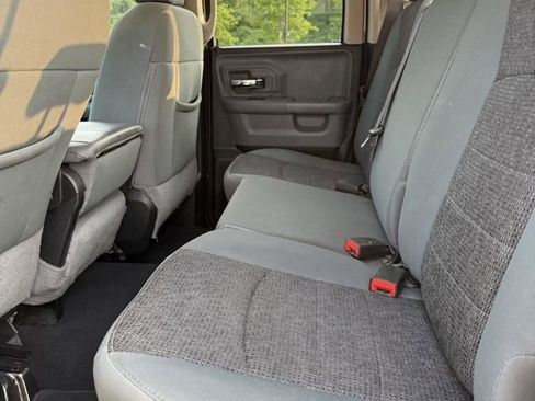 Used 2019 RAM 1500 Classic SLT image 24