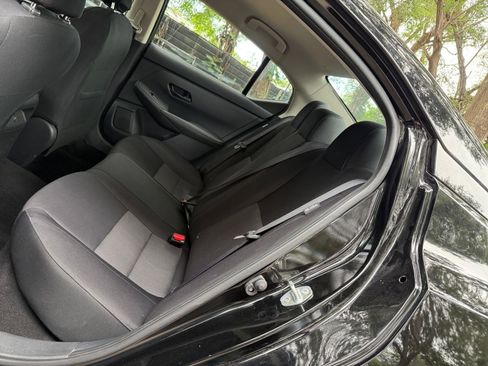 Used 2025 Nissan Sentra SV FWD image 22