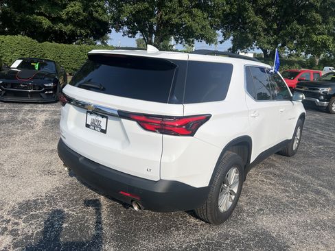 Used 2023 Chevrolet Traverse LT FWD image 7