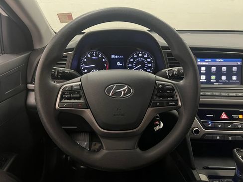 Used 2018 Hyundai Elantra SEL FWD image 16