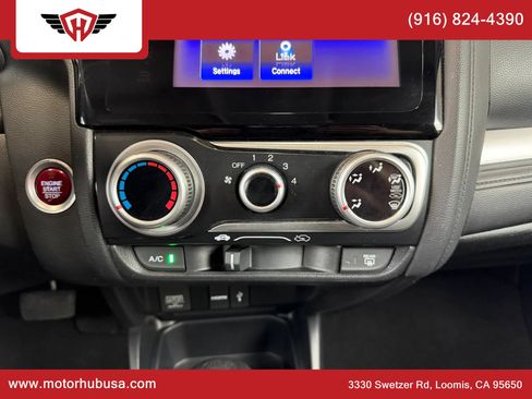 Used 2015 Honda Fit EX image 29