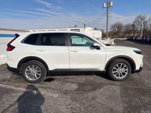 Certified 2023 Honda CR-V EX image 6