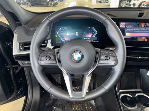 Certified 2025 BMW X2 xDrive28i image 21