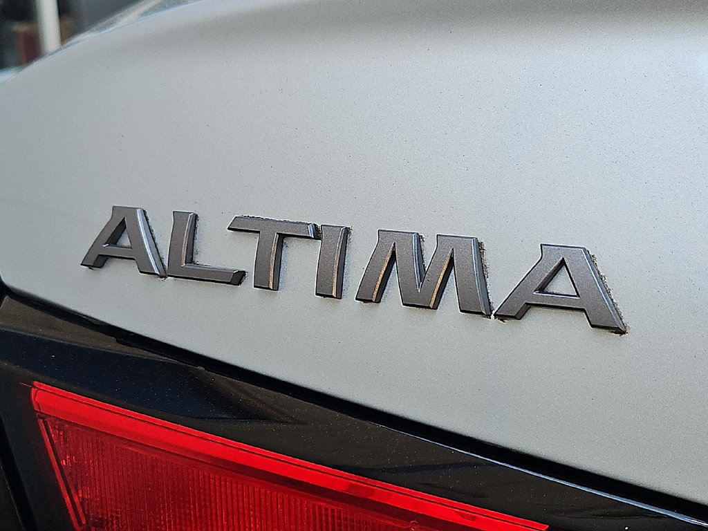 Certified 2024 Nissan Altima 2.5 SV FWD image 31