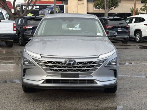 Used 2022 Hyundai Nexo Blue image 2