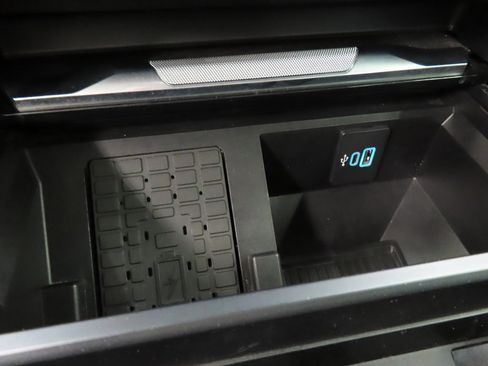 Used 2024 Ford F250 Platinum image 73