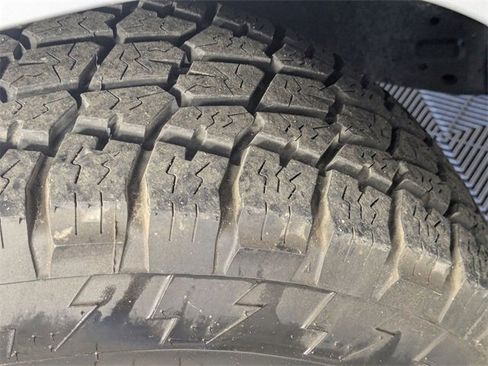 Used 2024 Toyota 4Runner TRD Off-Road image 9