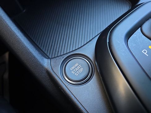 Used 2025 Kia K4 LXS image 17