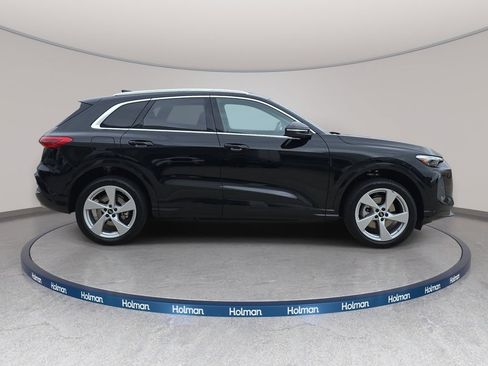 New 2026 Audi Q5 Premium AWD/4WD image 4