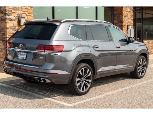 Used 2023 Volkswagen Atlas SEL Premium AWD/4WD image 3