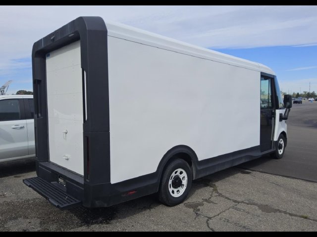 Used 2024 Chevrolet Brightdrop 600 AWD/4WD image 2