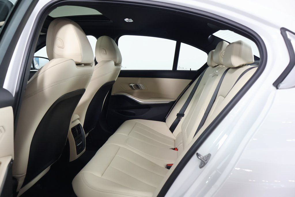 Certified 2026 BMW 330i Sedan w/ Premium Package RWD image 11