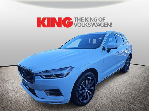 Used 2021 Volvo XC60 T6 Inscription w/ Climate Package image 8