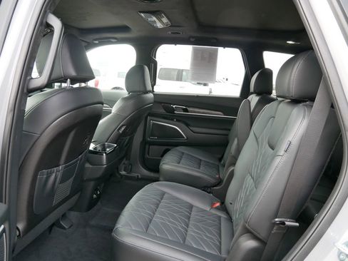 Used 2025 Kia Telluride SX Prestige X-Pro image 12