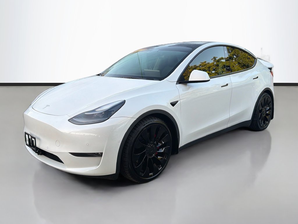 Used 2022 Tesla Model Y Performance AWD/4WD image 3