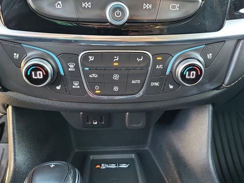 Used 2019 Chevrolet Traverse Premier w/ Driver Confidence II Package image 35