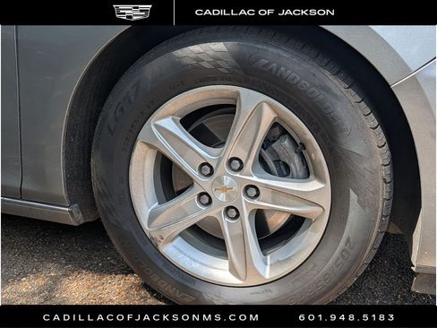 Used 2024 Chevrolet Malibu LT FWD image 8