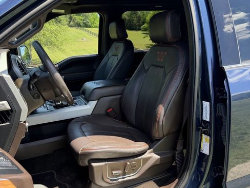 Used 2017 Ford F150 King Ranch w/ Equipment Group 601A Luxury AWD/4WD image 10