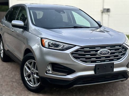 Used 2021 Ford Edge SEL FWD image 2