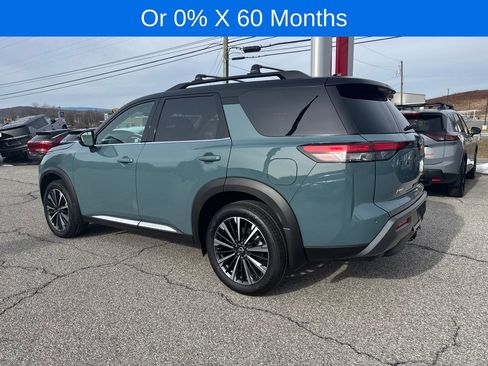 New 2026 Nissan Pathfinder Platinum image 3