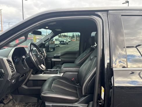 Used 2020 Ford F250 Platinum w/ FX4 Off-Road Package image 17