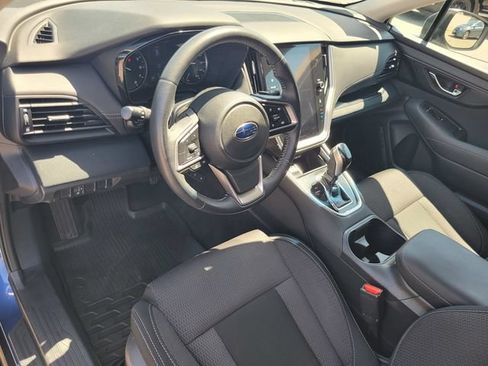 Used 2022 Subaru Outback Premium AWD/4WD image 9