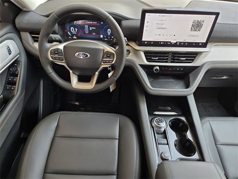 New 2025 Ford Explorer Active w/ Active Comfort Package image 20
