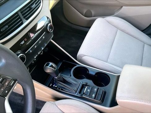 Used 2020 Hyundai Tucson SE FWD image 13