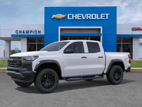 New 2026 Chevrolet Colorado Trail Boss AWD/4WD image 2
