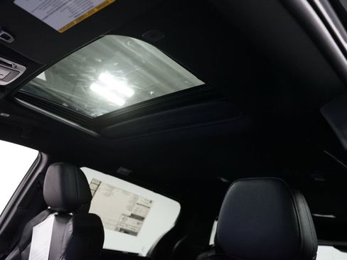 New 2026 Toyota Sienna Limited image 37