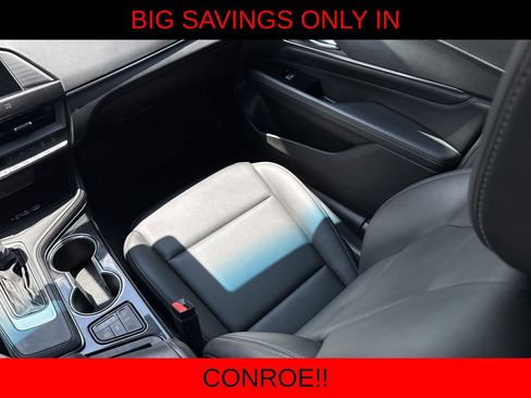 Used 2021 Cadillac CT4 Luxury w/ Sun And Sound Package RWD image 27