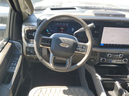 New 2026 Ford F450 Platinum w/ Platinum Plus Package image 16