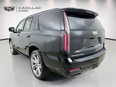 Used 2025 Cadillac Escalade Sport w/ Touring Package AWD/4WD image 7