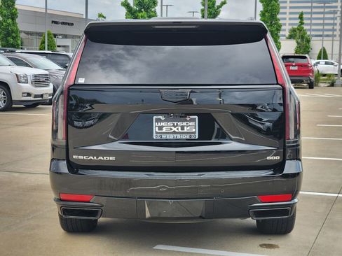 Used 2023 Cadillac Escalade ESV Sport w/ Touring Package RWD image 6