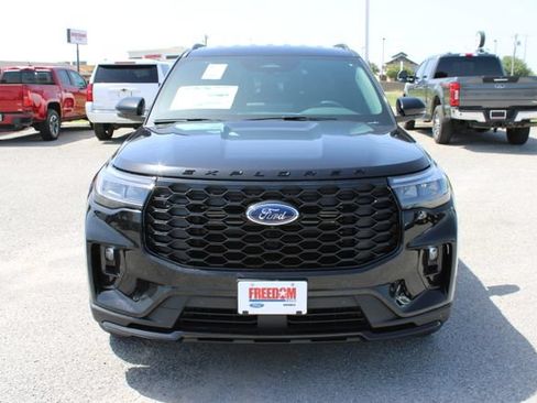 New 2026 Ford Explorer ST-Line w/ ST-Line Street Pack AWD/4WD image 2