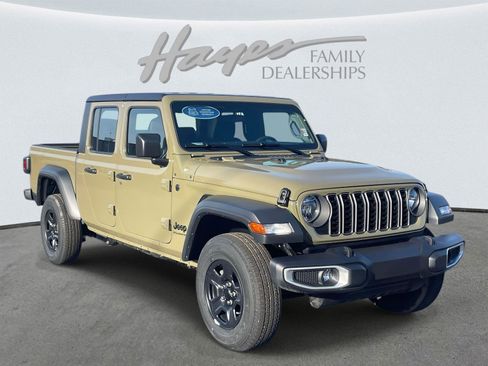 New 2026 Jeep Gladiator Sport image 2