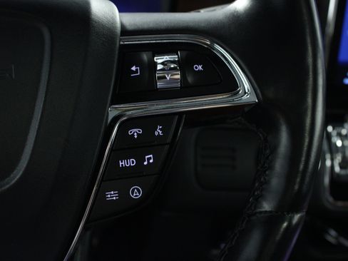 Used 2024 Lincoln Navigator L Reserve AWD/4WD image 22