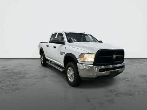 Used 2018 RAM 2500 Tradesman w/ Chrome Appearance Group AWD/4WD image 6