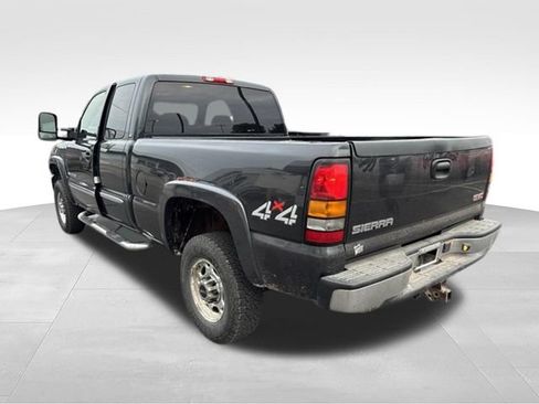 Used 2005 GMC Sierra 2500 SLT w/ Snow Plow Prep Package AWD/4WD image 3