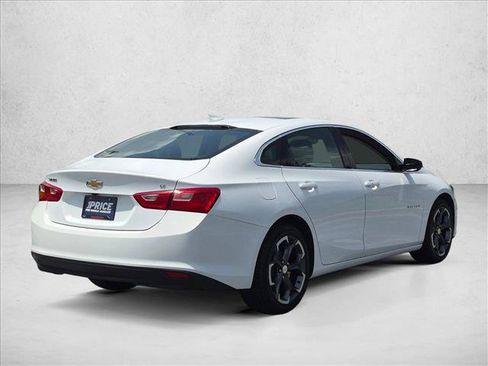 Used 2023 Chevrolet Malibu LT FWD image 5